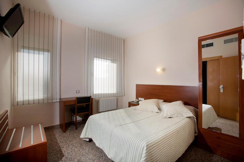 Hotel Marivella Calatayud Cameră foto